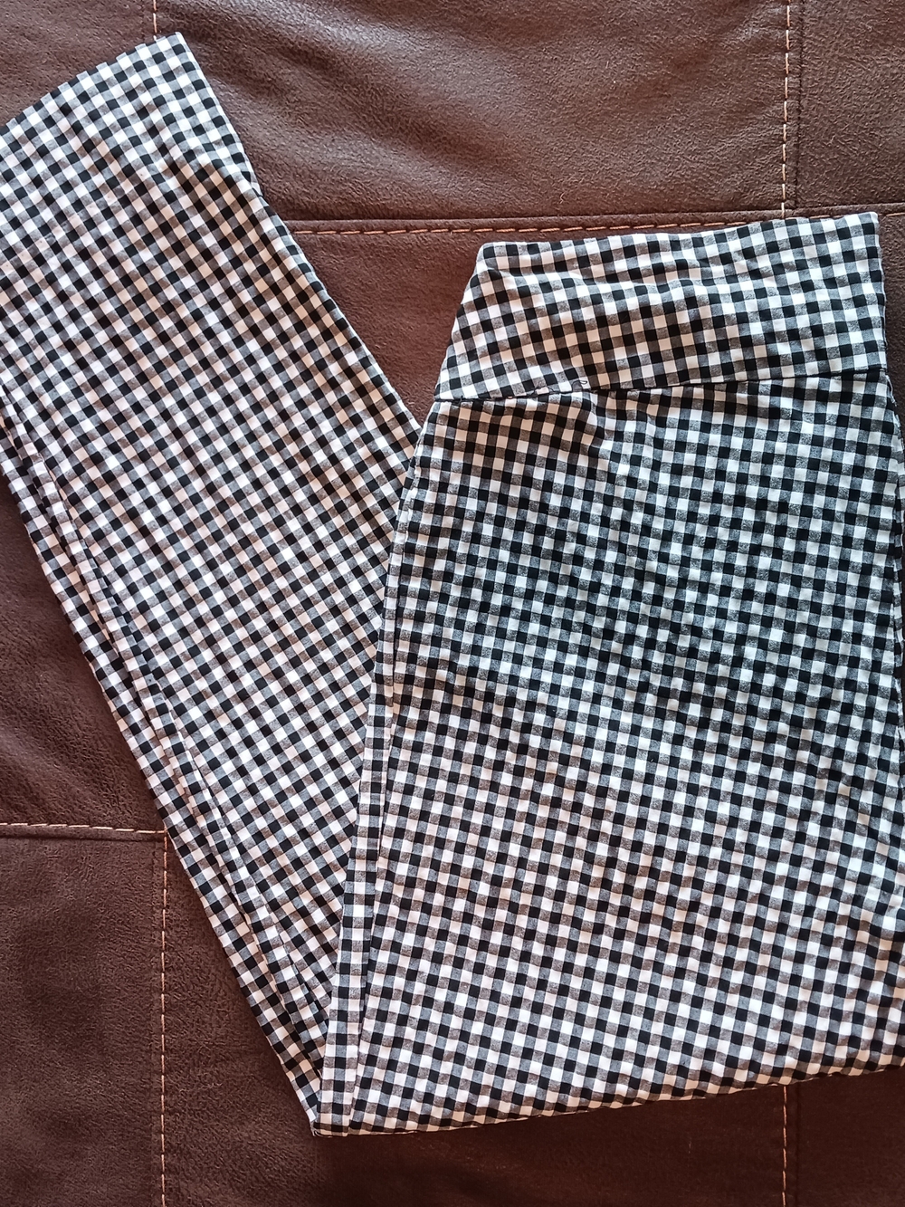 Zac & Rachel Black & White Pull On Ankle Pants Sz 10 EUC